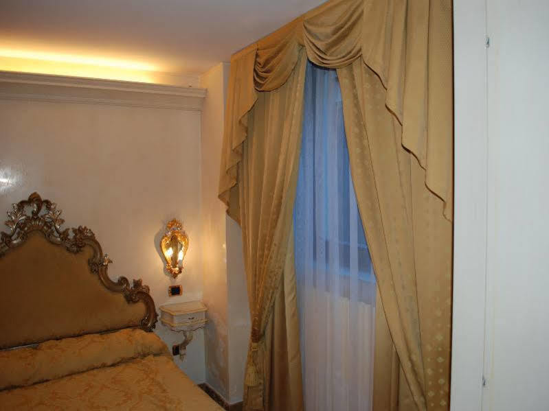 فندق Vecellio البندقية المظهر الخارجي الصورة